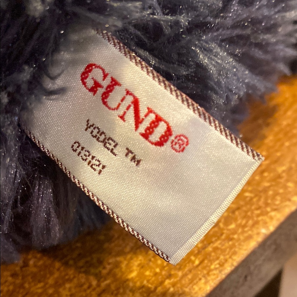GUND Yodel Plush dog